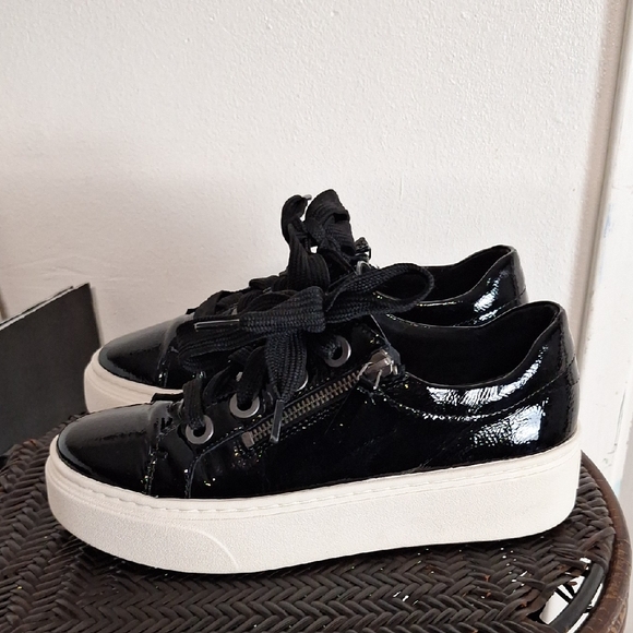 Aetrex Shoes - Aetrex Platform Women Sneakers Size 8.5